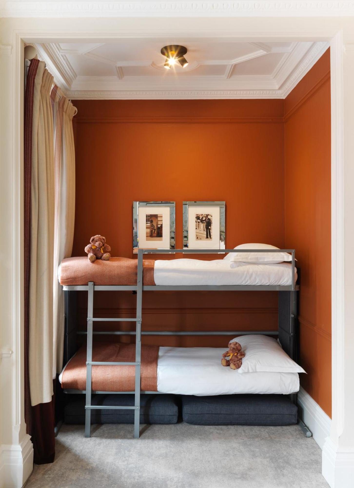 The Athenaeum Hotel & Residences Лондон Стая снимка A bunk bed